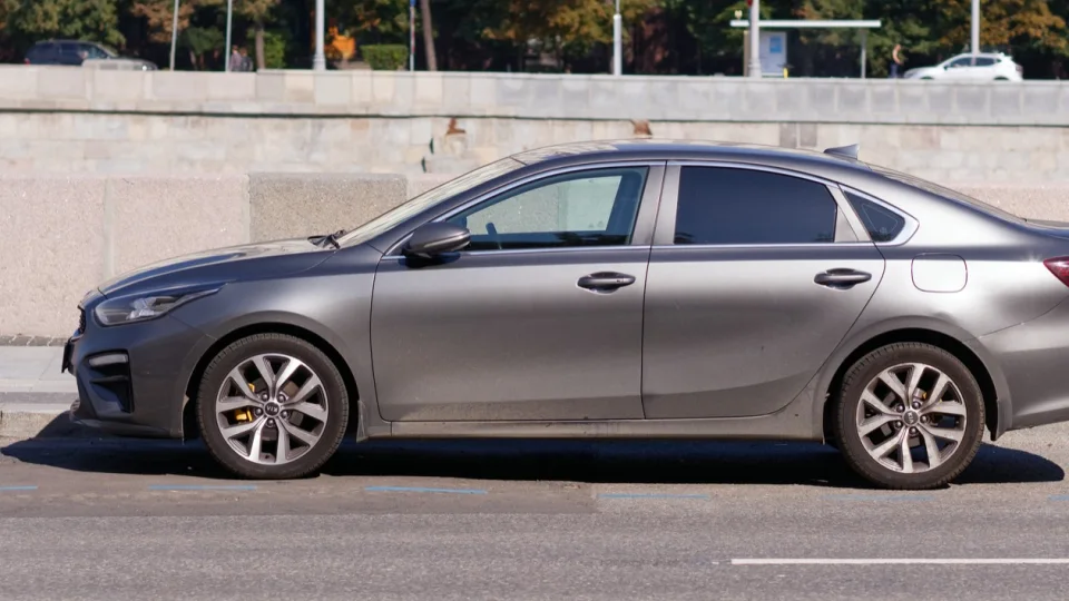 Kia Cerato 1.6 Premium - ảnh chi tiết 1