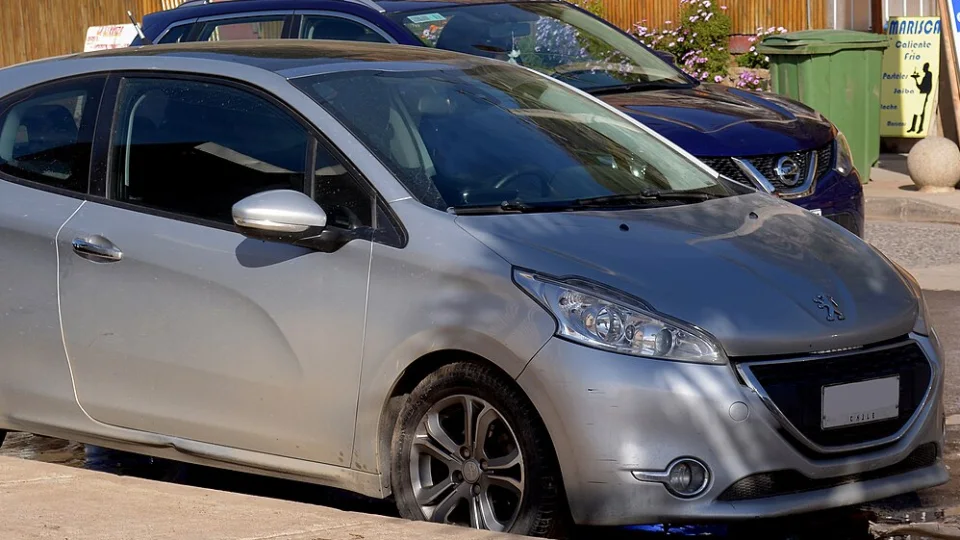 Peugeot 208 1.6 AT - ảnh chi tiết 2