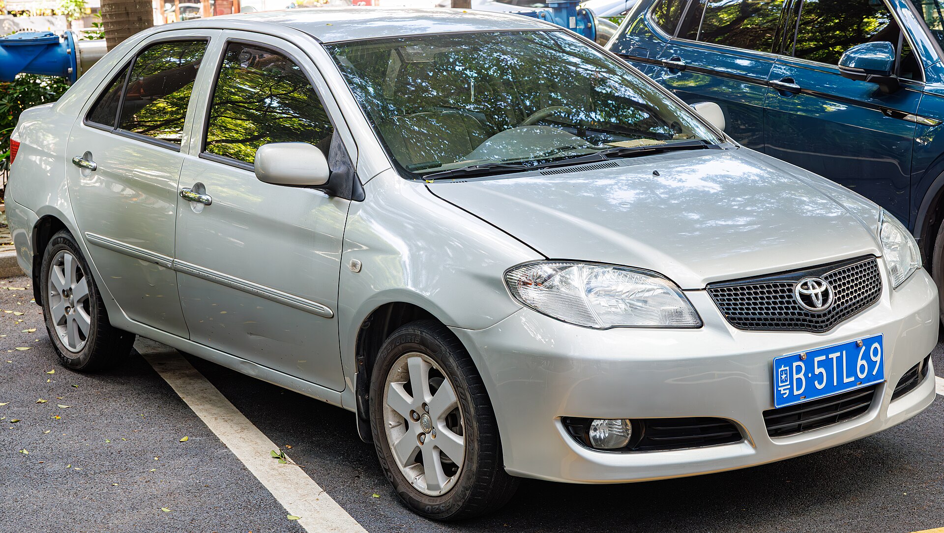 Toyota Vios E 1.5 MT - ảnh chi tiết 1